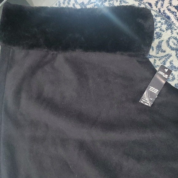 Jaquline Design Studio Faux Fur Trim Warm Winter Fleece Cape Shawl Jacket NEW - Picture 6 of 6